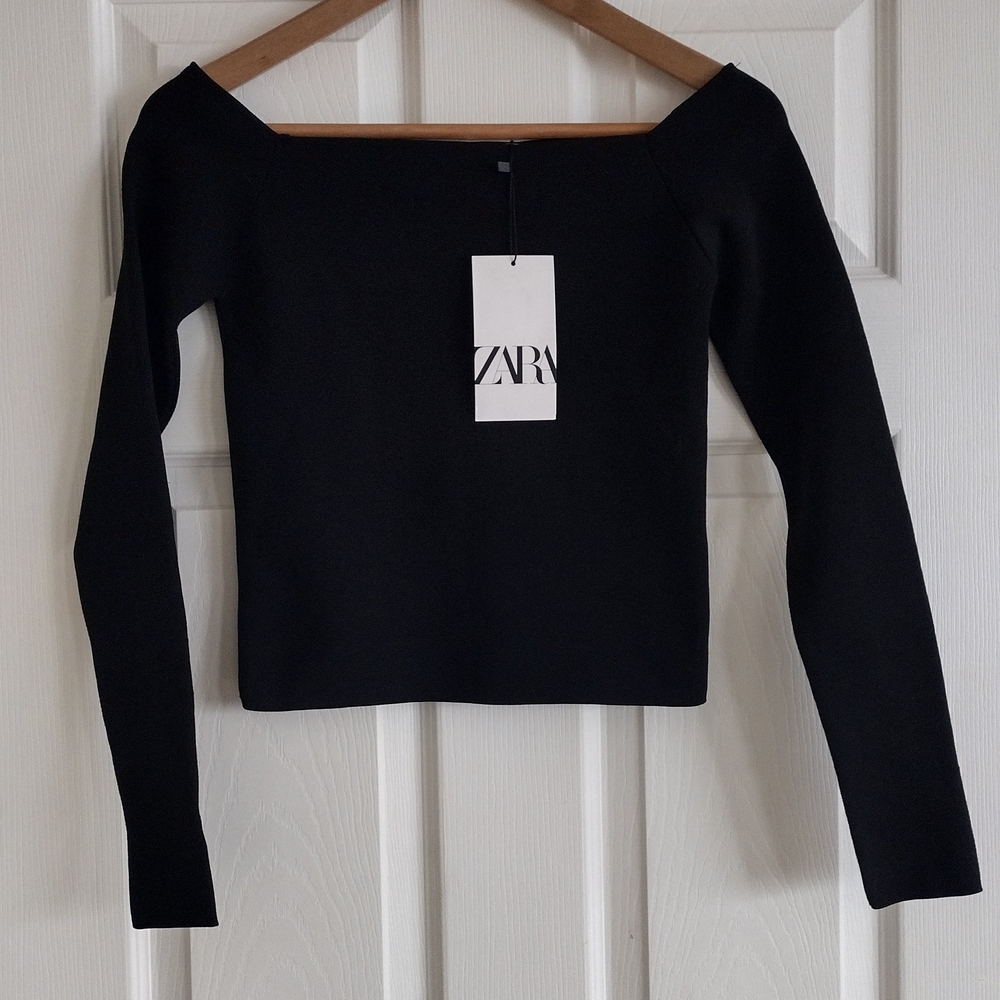 3/$30 Zara Women's Off-the-Shoulder Black Sweater